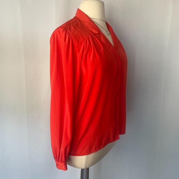 Vintage Blouse Top Size 16 Red Solid Long Sleeve Button V Neck Secretary Office - Picture 4 of 13